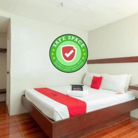 Reddoorz @ Paterno Street Tacloban Hotel Exterior foto
