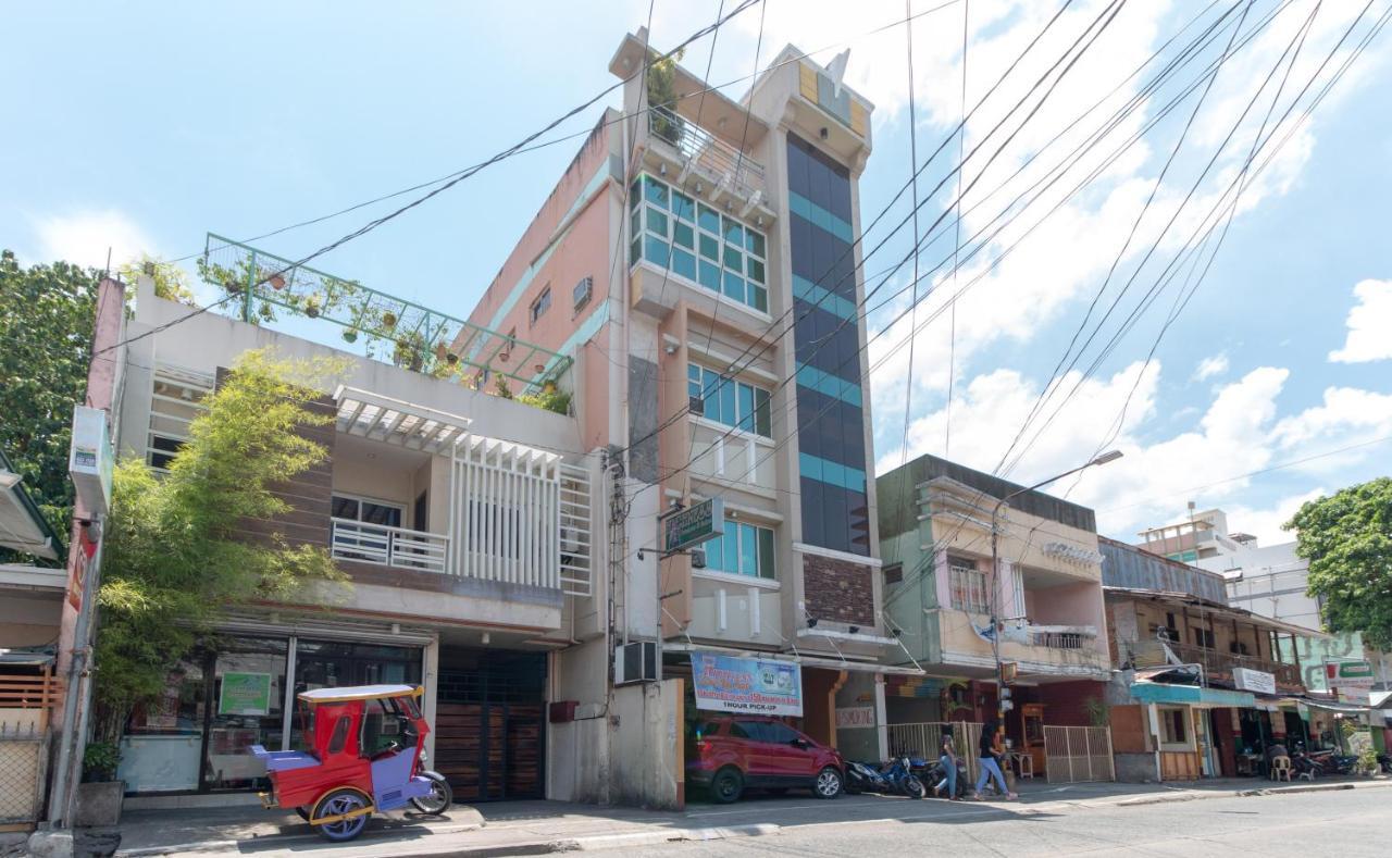 Reddoorz @ Paterno Street Tacloban Hotel Exterior foto